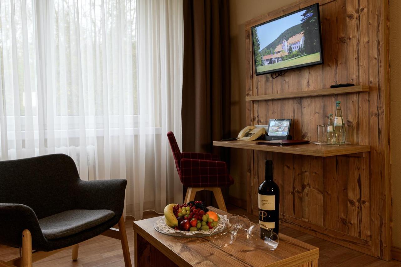 Waldhotel Berghof Luisenthal Exterior foto